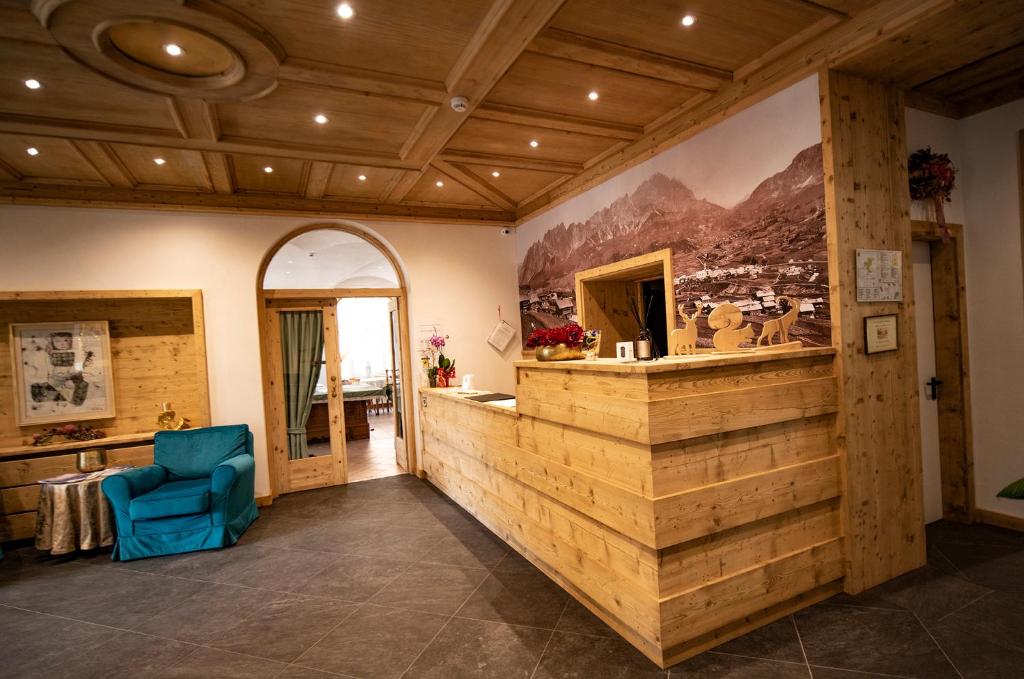 Hotel Regina photo
