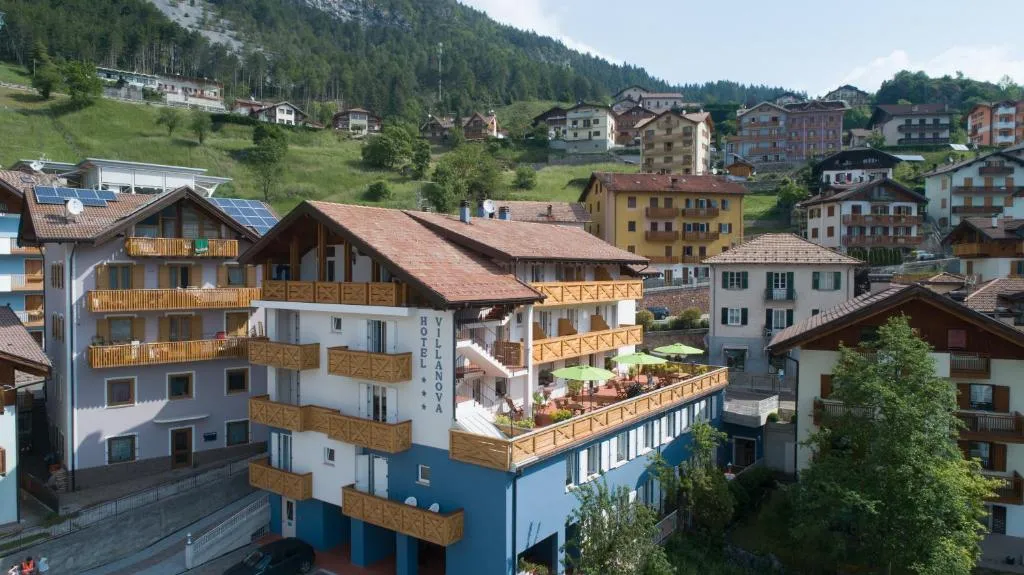 Hotel Garnì Villanova, hotel in Molveno