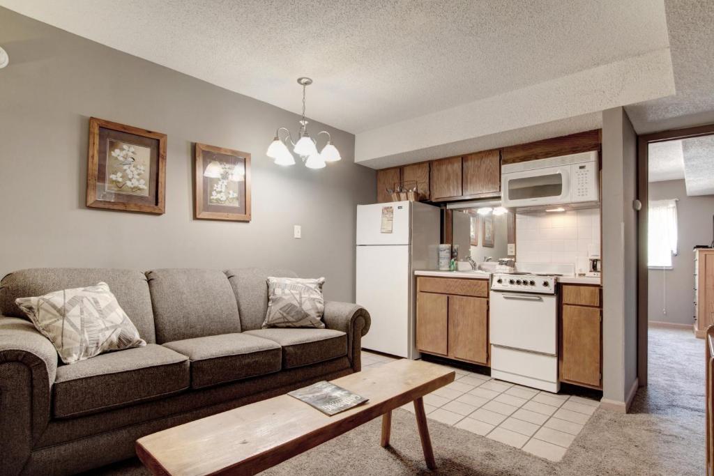 The Laurel Inn photo