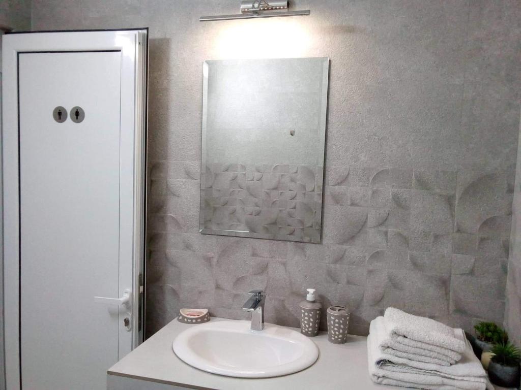 Tara Deluxe Apartment - 4