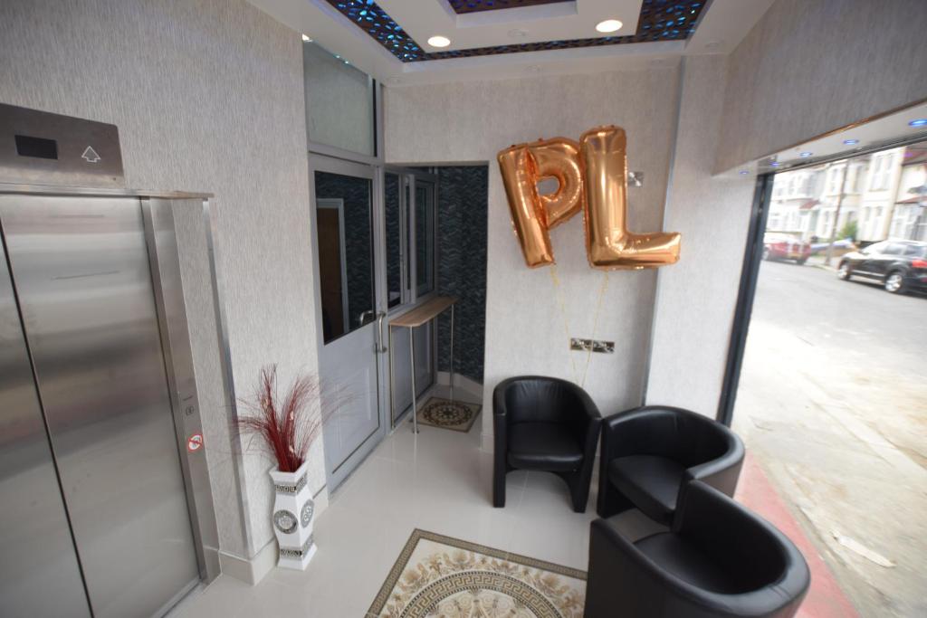 Exterior view, PremierLux Serviced Apartments in London