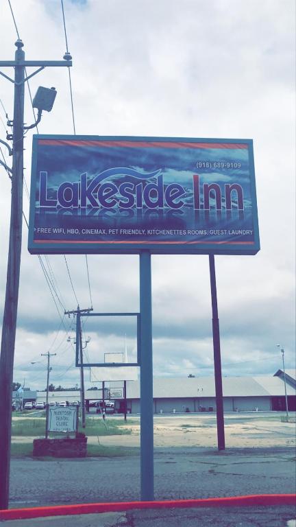 Lakeside inn 전경