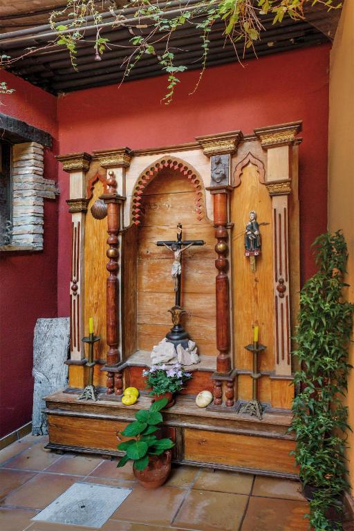 ALBERGUE SAN SATURNINO photo