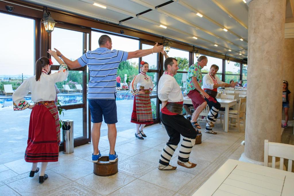 Sunny Castle Hotel - All Inclusive, Beach and Free parking — Kranevo, Dobrich