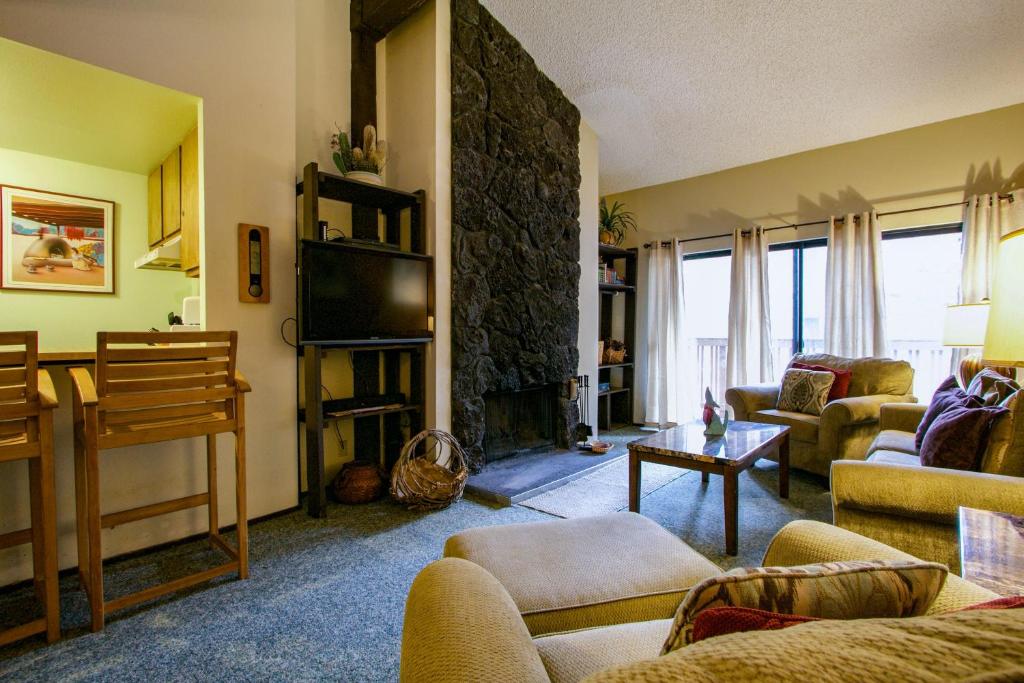 Mammoth Reservations, Mammoth Lakes