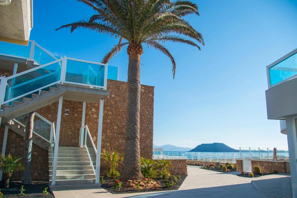 Hotel Boutique TAO Caleta Mar — Hotel building in Corralejo, Canary Islands