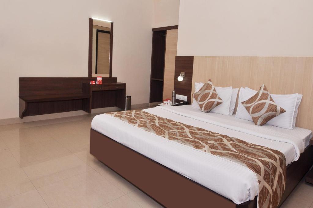 Sivamurugan Hotels photo