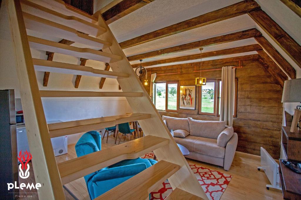 Family Houses Pleme — Hotel in Zabljak