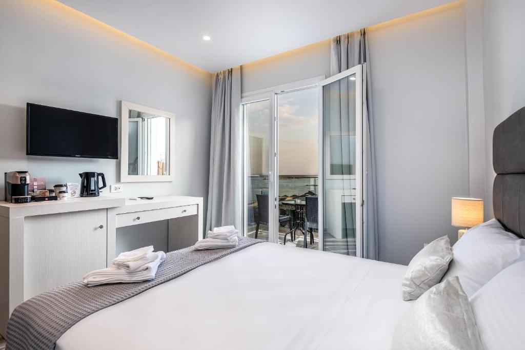 Kyma Rooms & Suites — Hotel rooms in Kardamena, South Aegean