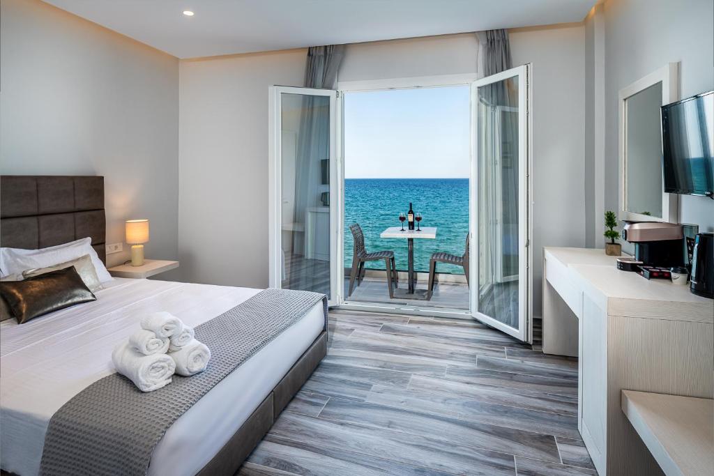Kyma Rooms & Suites — Hotel rooms in Kardamena, South Aegean