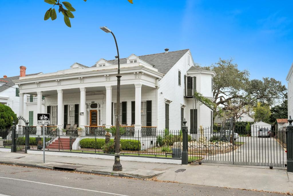 Ashton's Bed and Breakfast — Hotel in New Orleans (LA)