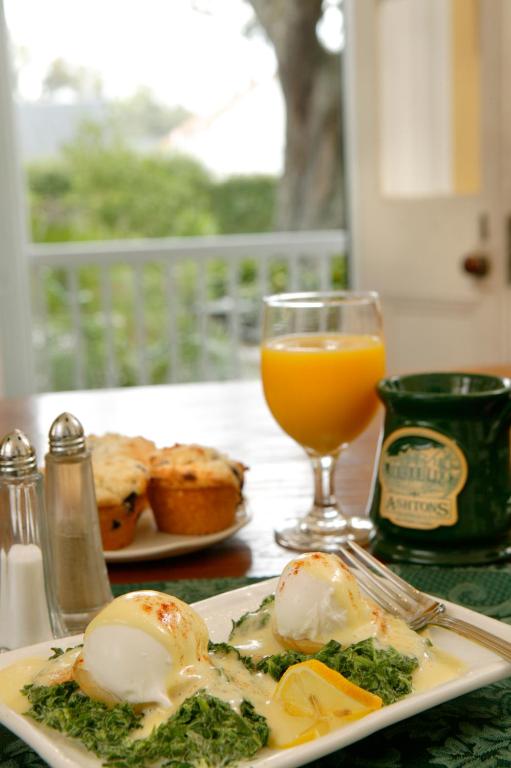 Ashton's Bed and Breakfast photo