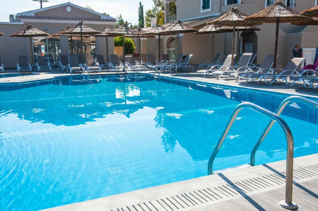 Amour Holiday Resort — Swimming pool in Sidari, Ionian Islands