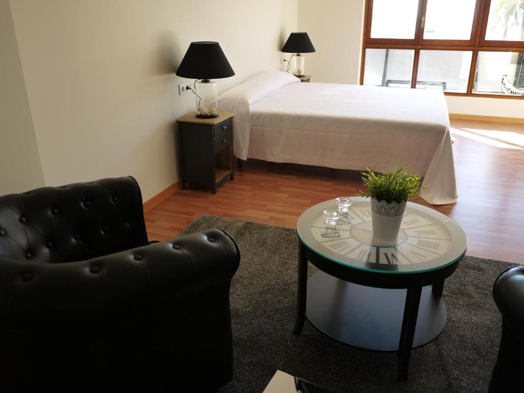 La Portuguesa Apartments - 4