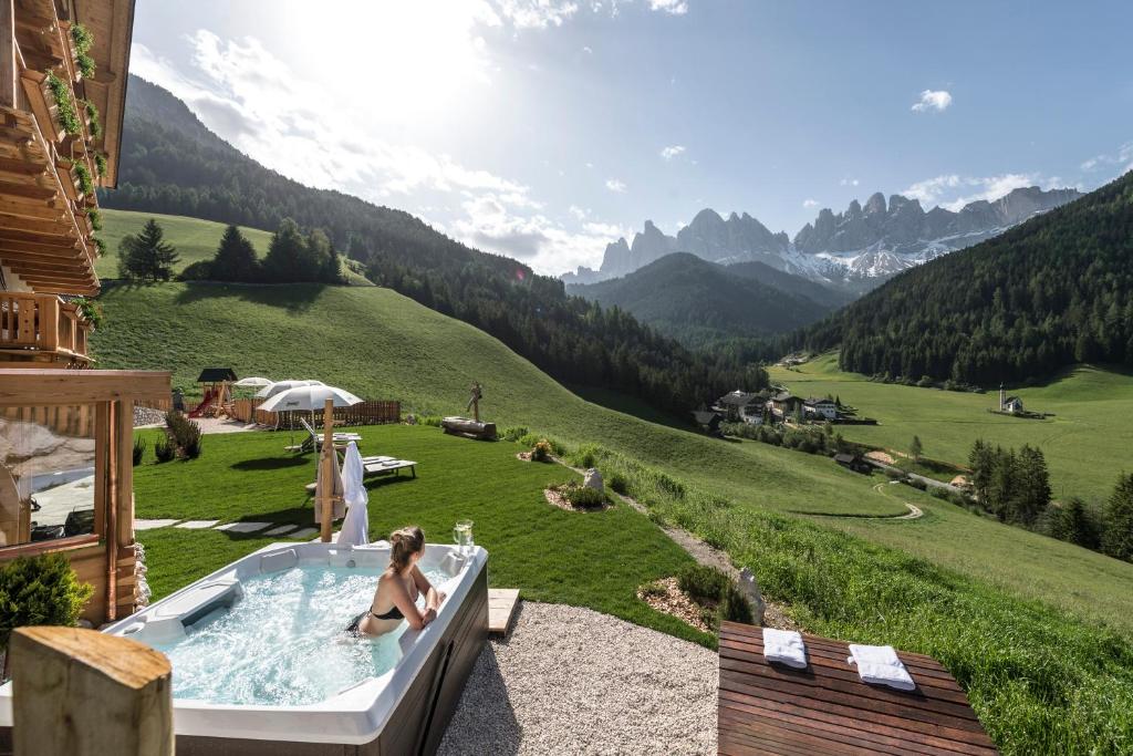 Unterkantiolerhof — Hotel in Funes