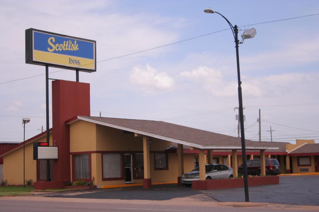 Scottish Inns Weatherford photo