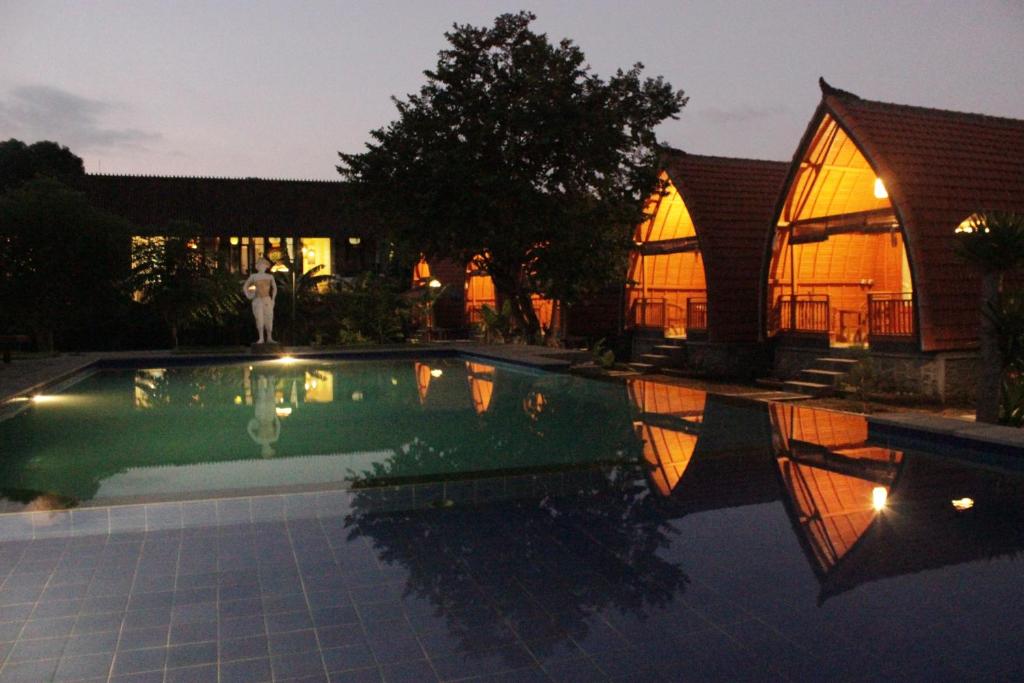 Kubu Padi Wooden House photo