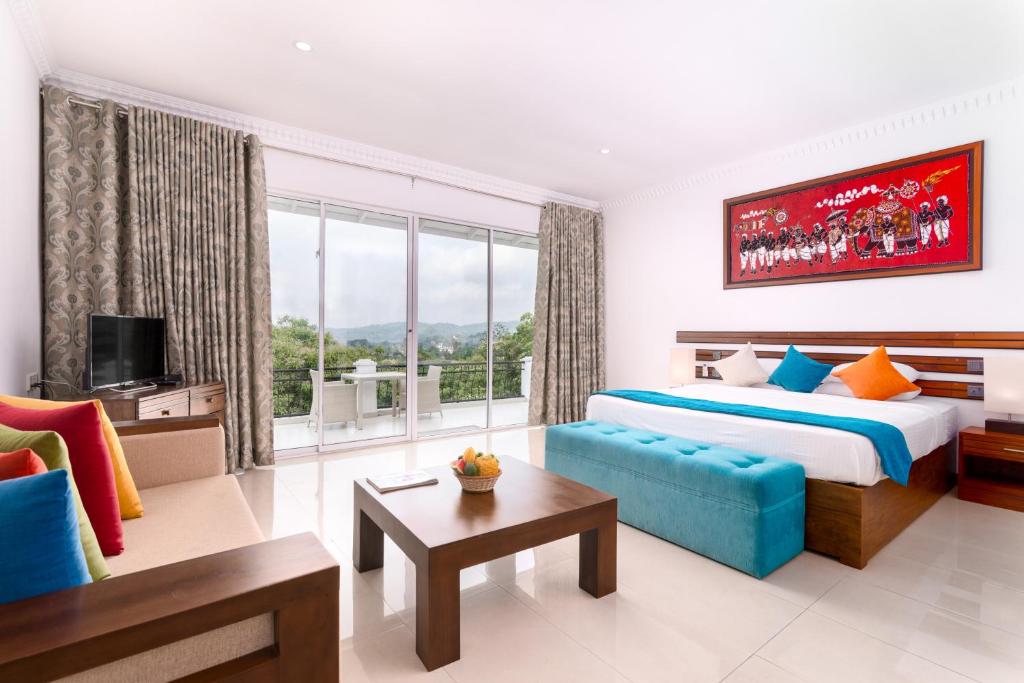 فندق إليجنت  (Elegant Hotel)