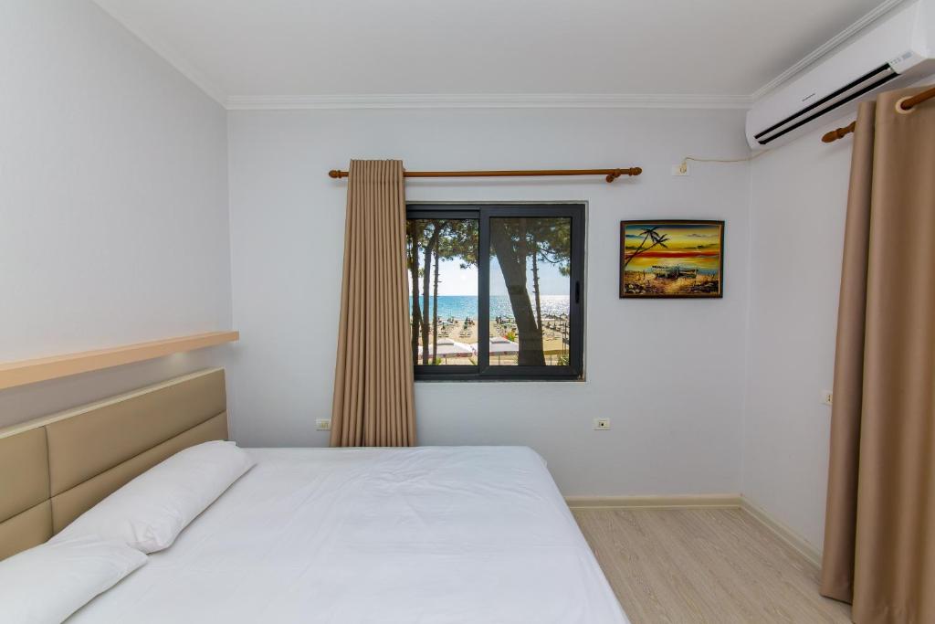 Hotel Andi — Hotel in Durres