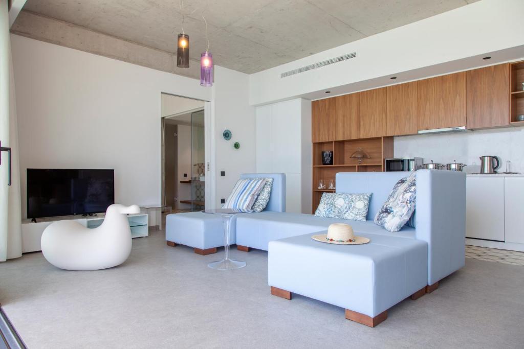 CAVE VILLAS photo