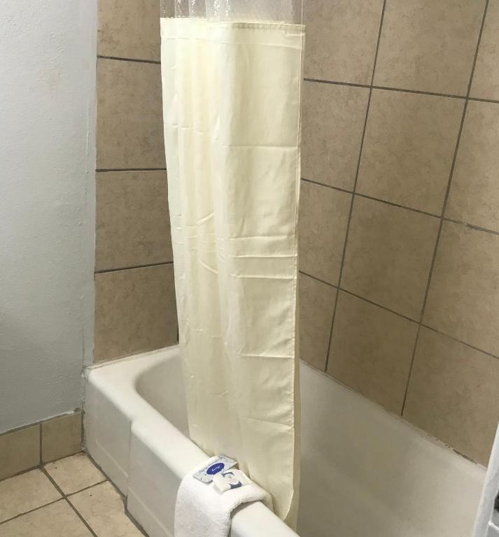 Guest Inn photo