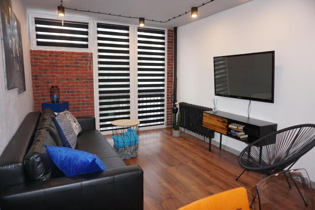 Apartament metro rondo Onz, Varsavia