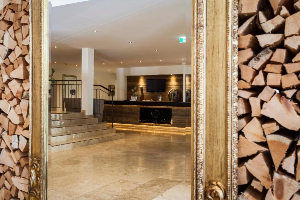Posthotel Pfunds photo