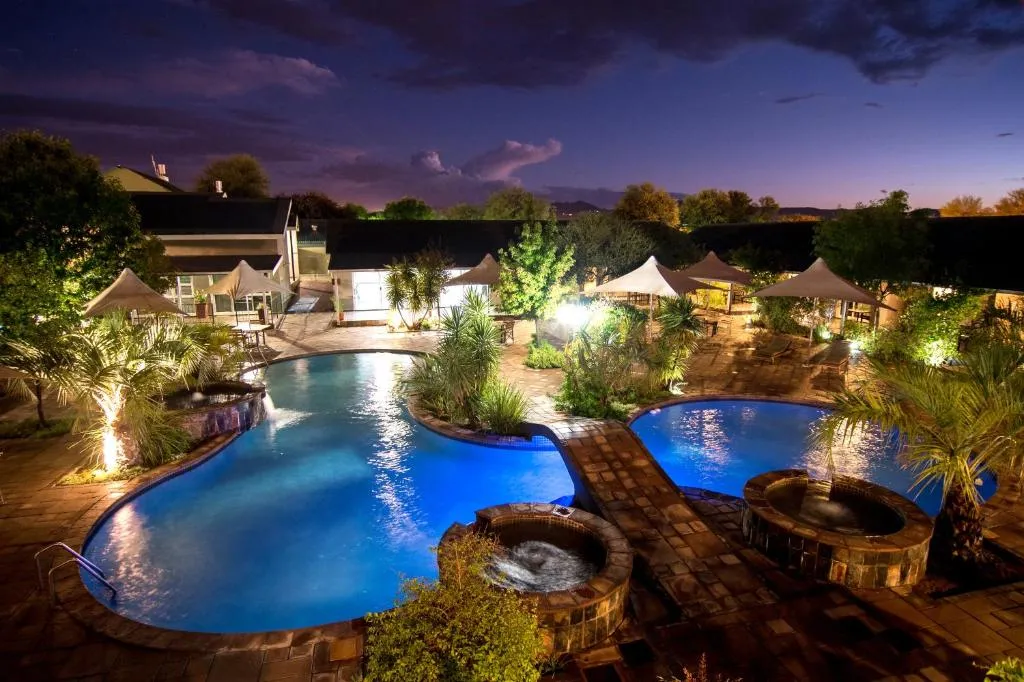 Arebbusch Travel Lodge, hotel in Windhoek