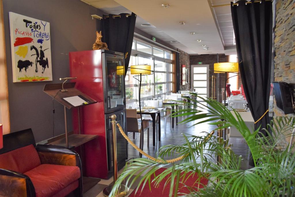 Logis Hotel La Fauceille photo