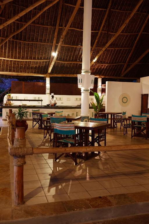 Mombasa Neptune Village Beach Resort & Spa - All Inclusive Additional