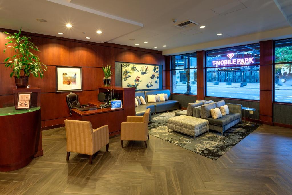 ซิลเวอร์ คลาวด์ โฮเทล ซีแอตเทิล สเตเดียม (Silver Cloud Hotel - Seattle Stadium)
