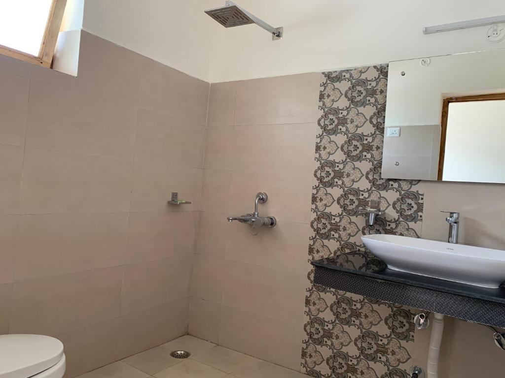 Gyaslang Guesthouse photo