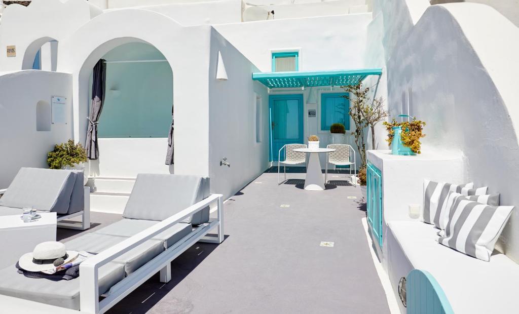 Dreams Luxury Suites photo