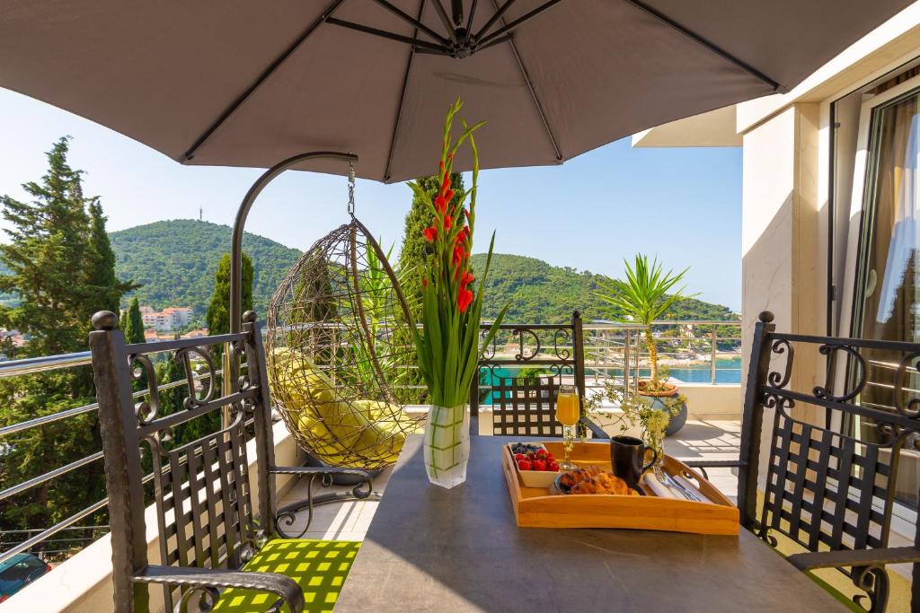 Luxury Apartment Mr. Perfect photo
