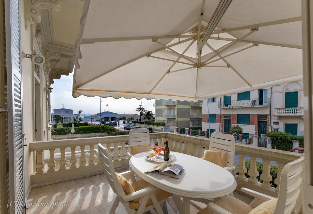 Lido Beach apartment — Hotel in Lido di Camaiore