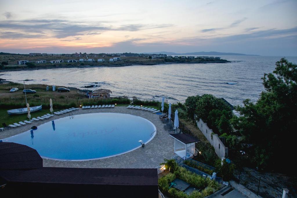 Sunset Vibes in Arapya - Breathtaking Views + POOL photo