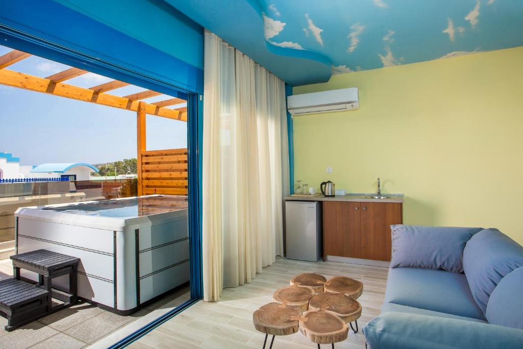Haven Beach — Hotel rooms in Faliraki, South Aegean