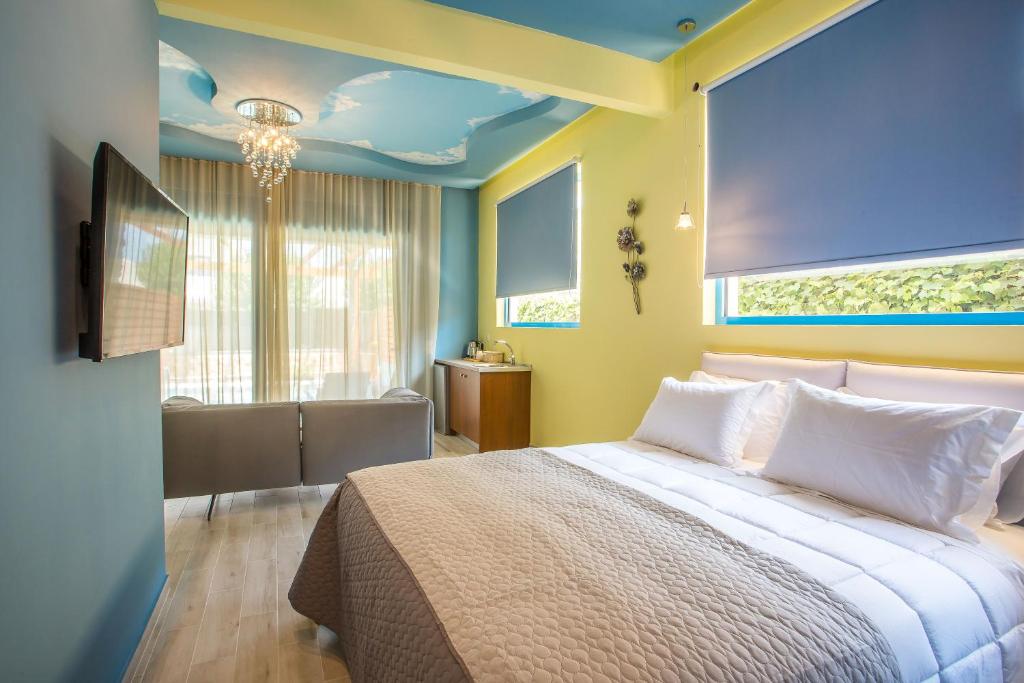Haven Beach — Hotel rooms in Faliraki, South Aegean