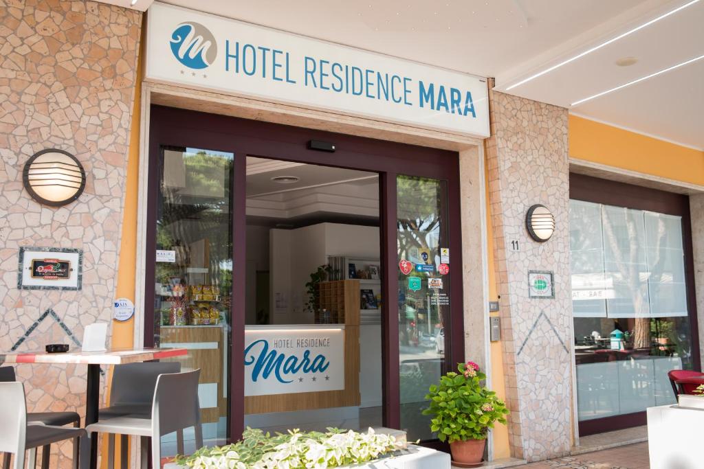 Hotel Mara — Hotel in Lido Di Jesolo