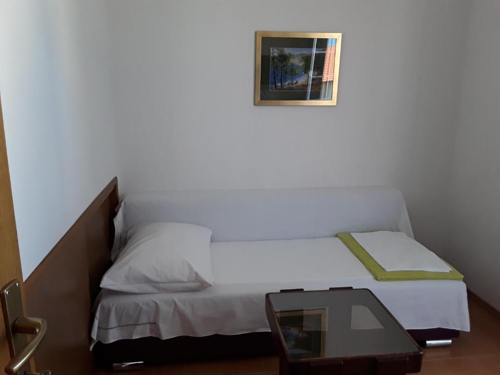 Milic Apartments photo