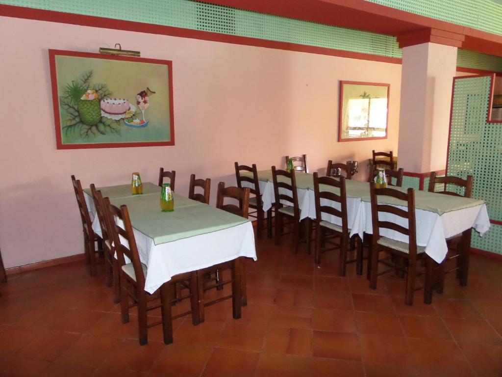Apartamentos Turisticos Silchoro — Restaurant & bars in Albufeira, Faro