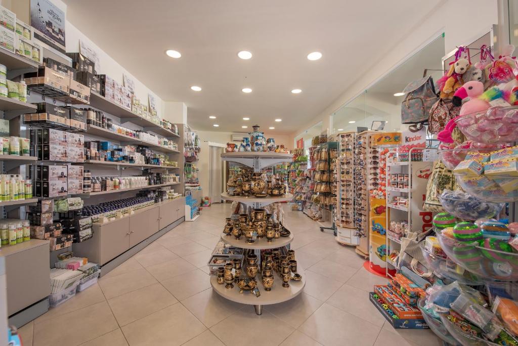 Shops