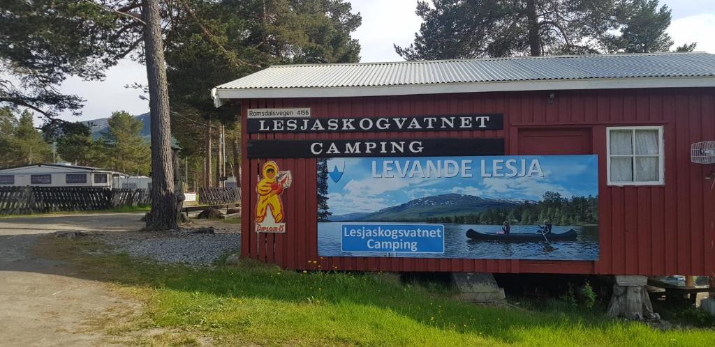Lesjaskogsvatnet Camping — Hotel in Bjorli
