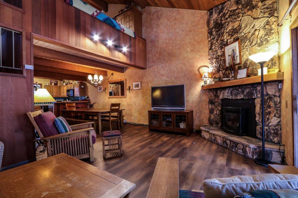 Winterset 12 Condo, Mammoth Lakes