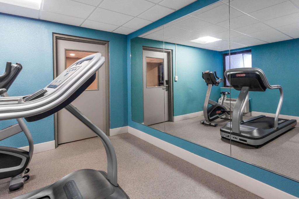 Sleep Inn Terre Haute University Area photo