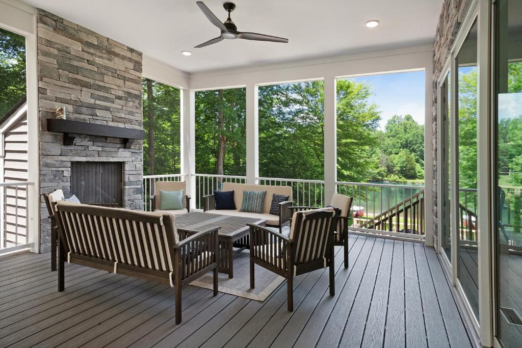 Pebble Beach, Bumpass