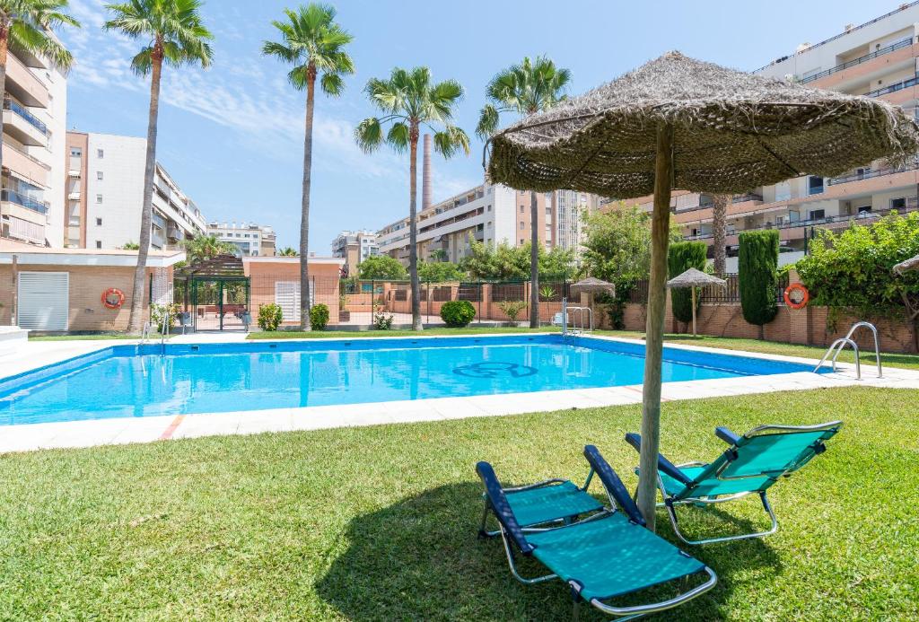 Charming apartment on the beach - Pool and parking - 3