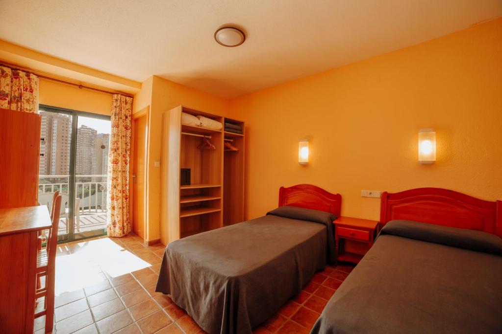 Apartamentos Palm Court — Hotel rooms in Benidorm, Valencian Community