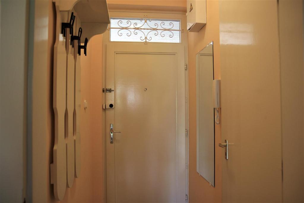 Apartment with swing photo
