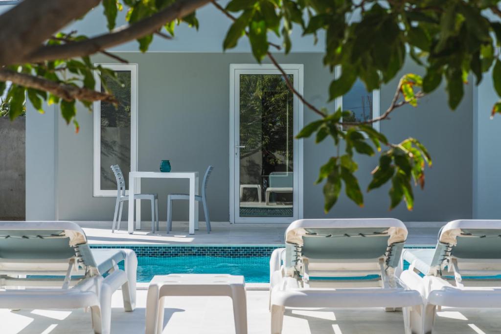 Hideout Suites - from Eagle Beach — Hotel in Noord